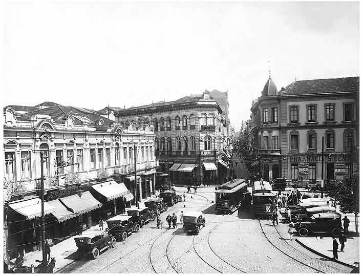 Registro histórico da região da primeira sede do escritório na Rua Anita Garibaldi